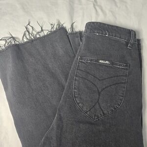 Rolla's Eastcoast Flare Crop Jeans Black Measures 30x28  High Rise Frayed Hem